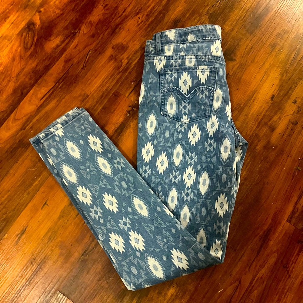Girls Levis skinny jeans